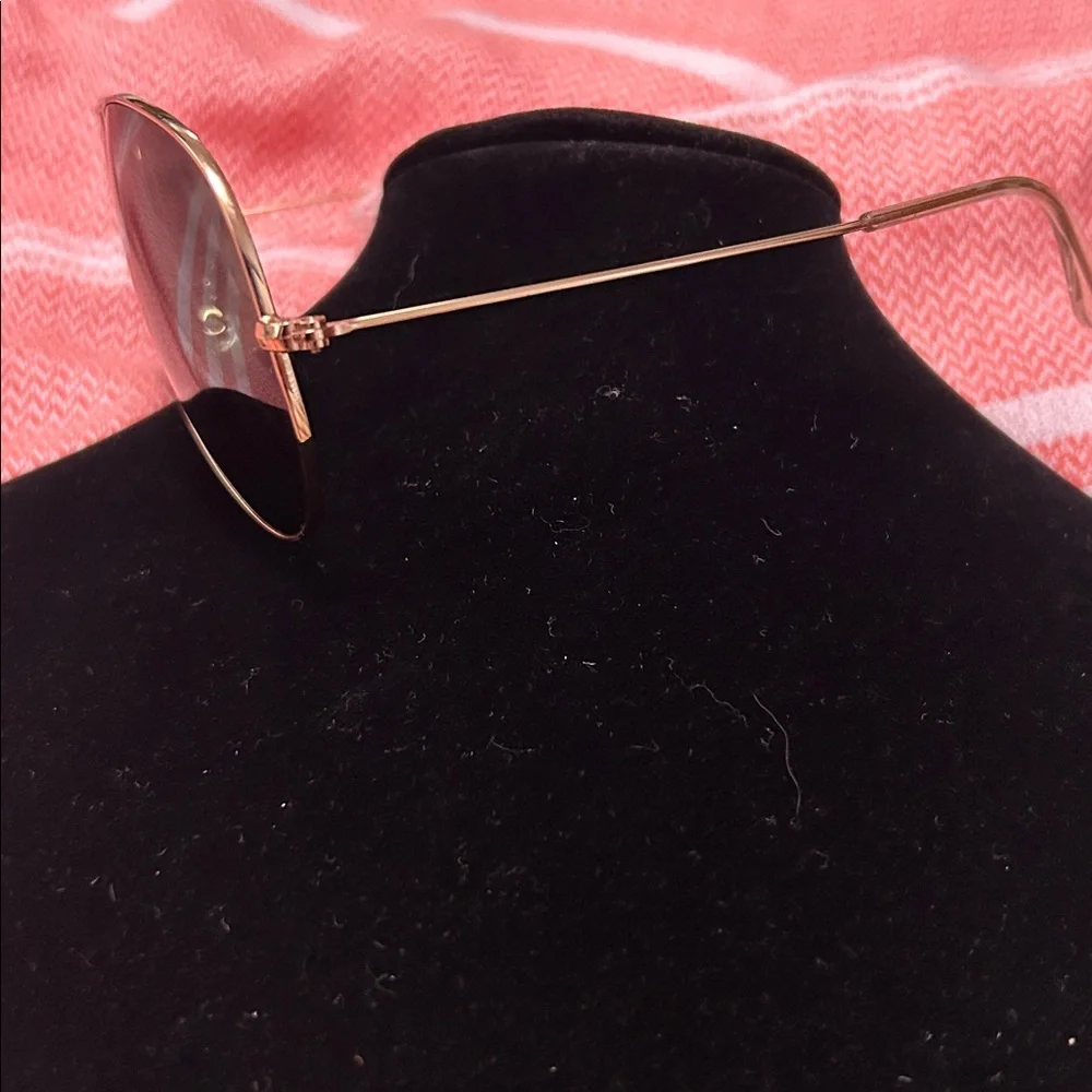 Ray-Ban Classic Gold Aviator Shades